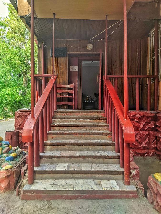 Kuze Hostel Αλμάτι Εξωτερικό φωτογραφία
