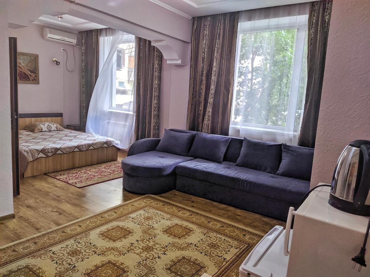 Kuze Hostel Αλμάτι Δωμάτιο φωτογραφία